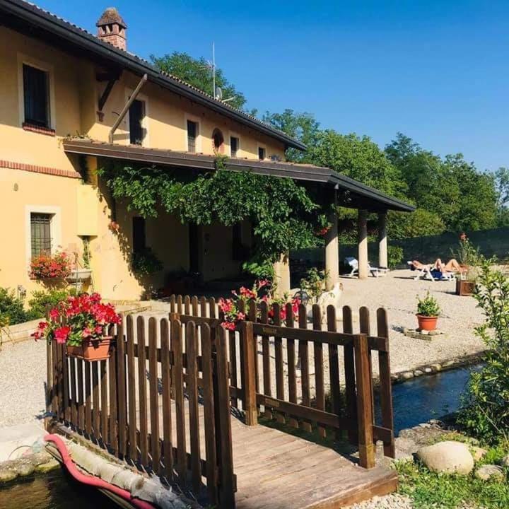 Agriturismo Helianthus Oleggio Εξωτερικό φωτογραφία