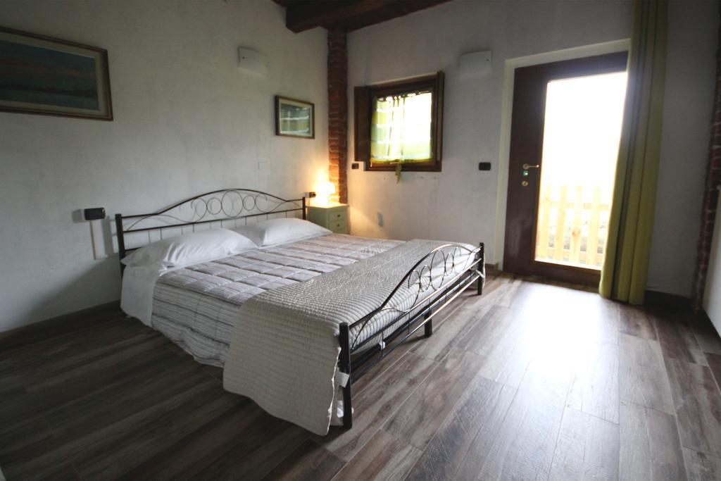 Agriturismo Helianthus Oleggio Εξωτερικό φωτογραφία